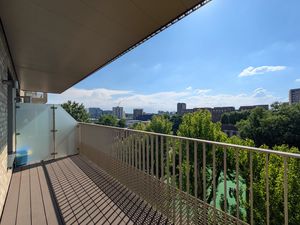 Photo 7- click for photo gallery